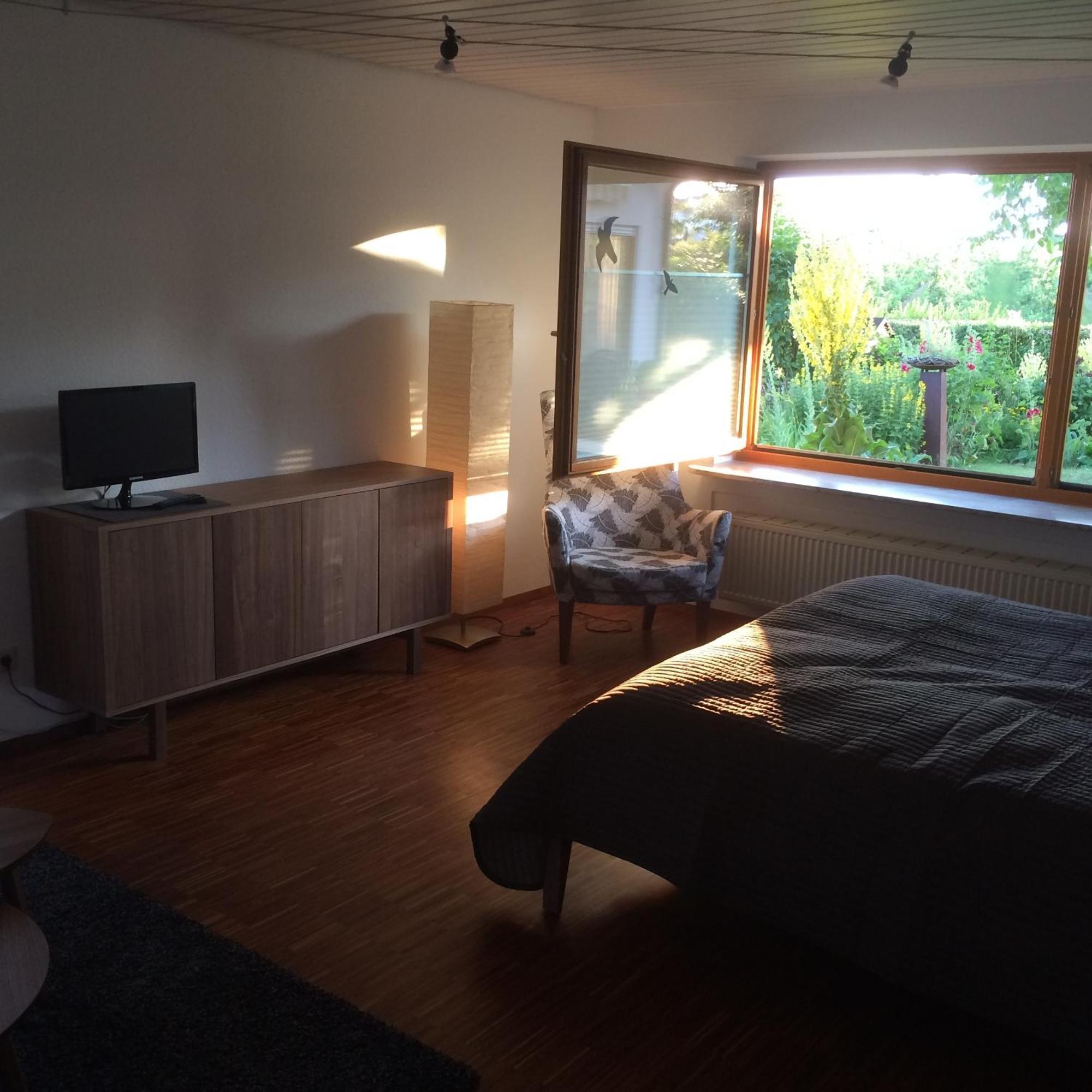 Ferienwohnung Bluetenweg Kluftern Friedrichshafen Esterno foto